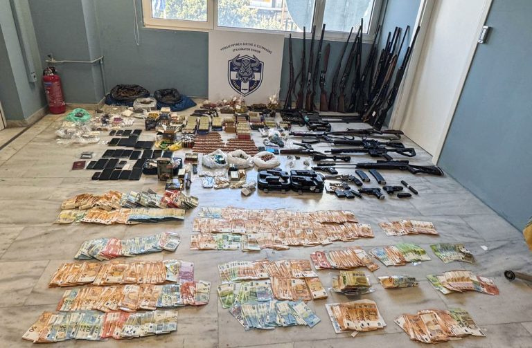«Σα να μου φαίνονται πολύ ελαφρύτερα τα βαράκια» – Στη δημοσιότητα διάλογοι από την εγκληματική οργάνωση στην Κρήτη