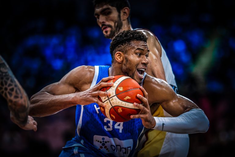 Eurobasket 2025: Η ώρα της Ελλάδας απέναντι στο Ισραήλ για την είσοδο στην οκτάδα – Απόψε στις 21:45 (ΕΡΤ1, ΕΡΑ ΣΠΟΡ)
