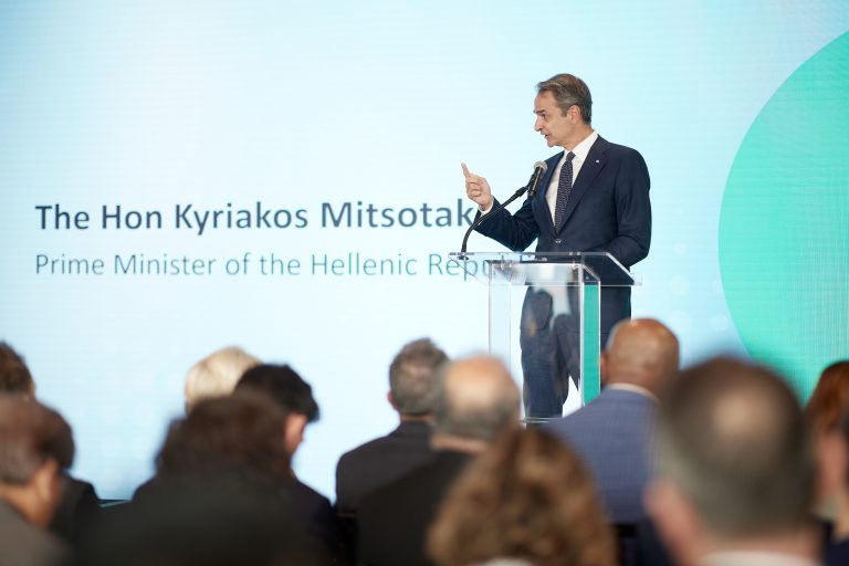 Κ. Μητσοτάκης: Εξετάζουμε την απαγόρευση της χρήσης των social media από ανηλίκους κάτω των 16 ετών