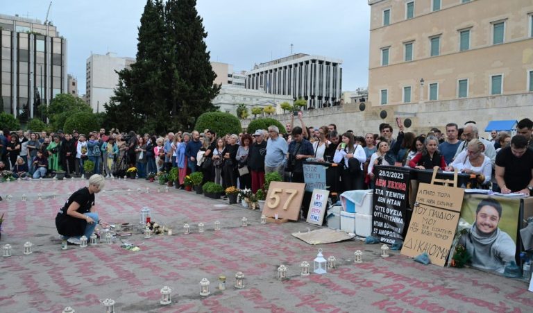 «Θα φτάσω μέχρι τέλους» λέει ο Πάνος Ρούτσι για την απεργία πείνας – Συγκέντρωση αλληλεγγύης στο Σύνταγμα