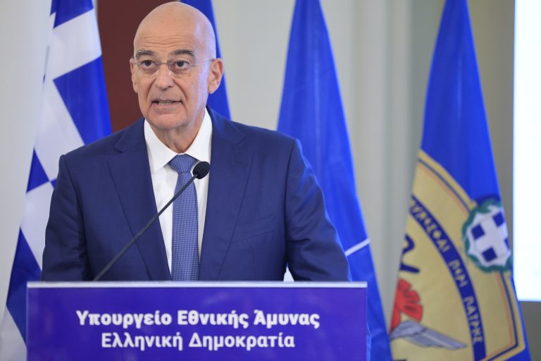 Δένδιας: Αυστηροποιούμε το πλαίσιο για την εξαγορά θητείας – Πρέπει να δημιουργήσουμε ένα νέο στρατό