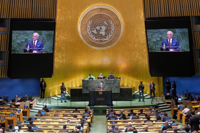 Βασιλιάς της Ιορδανίας: Το σχέδιο του Τραμπ για τη Γάζα εξετάζεται «με μεγάλο ποσοστό συναίνεσης»