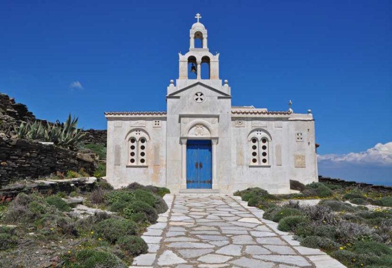 H Τήνος με τα 1000 ξωκλήσια στο επίκεντρο διεθνούς αφιερώματος της βρετανικής εφημερίδας Independent