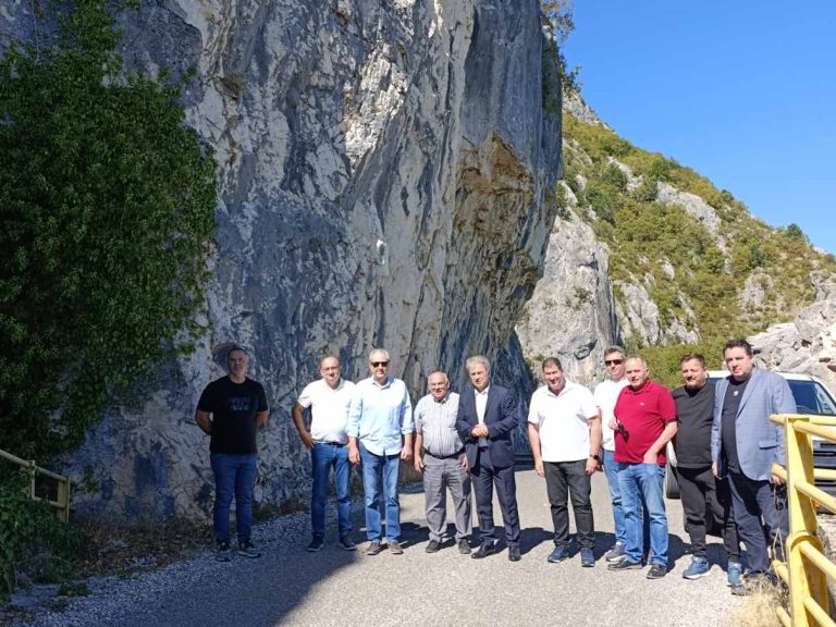 Δυτική Μακεδονία: Συναντήσεις και επιτόπιες επισκέψεις του Περιφερειάρχη σε οδικά έργα στην Π.Ε. Γρεβενών