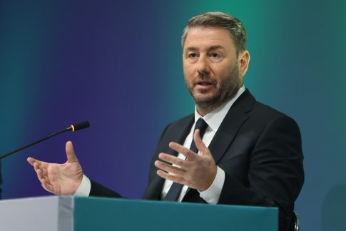 Ιράν: Ισοπεδώθηκε το κτήριο του Συμβουλίου των Σοφών – Σφυροκόπημα σε Τεχεράνη και Λίβανο