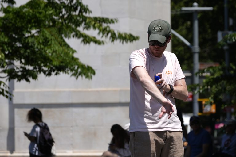 Μύθοι για τα αντηλιακά: Η πραγματική επιστήμη πίσω από την αντηλιακή προστασία