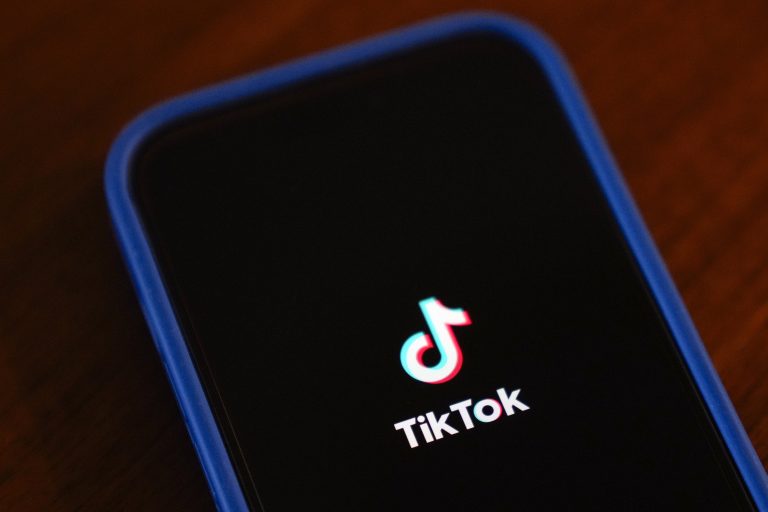 Η Κίνα θα επανεξετάσει τις εξαγωγές τεχνολογίας TikTok και τις άδειες πνευματικής ιδιοκτησίας, σύμφωνα με τα κρατικά μέσα ενημέρωσης