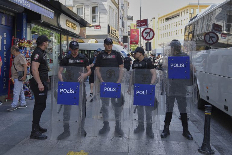 Κύμα συλλήψεων και στον δήμο της Άγκυρας