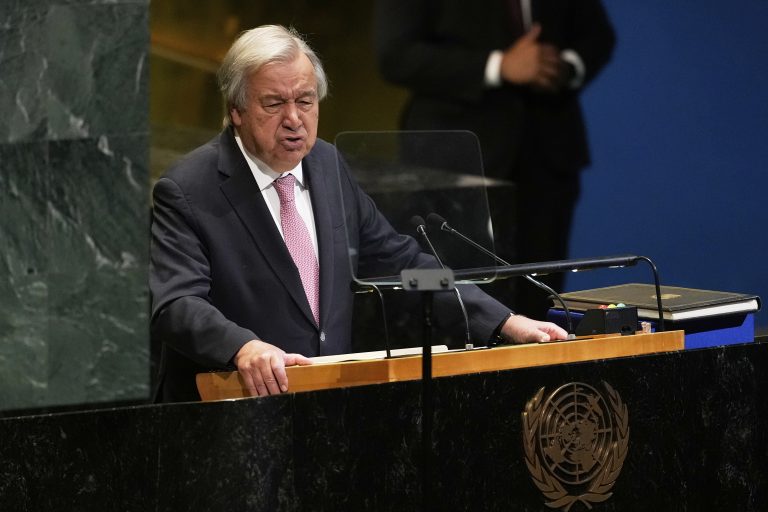 Γκουτέρες: Παρακολουθούμε τη συστηματική καταστροφή της πόλης της Γάζας
