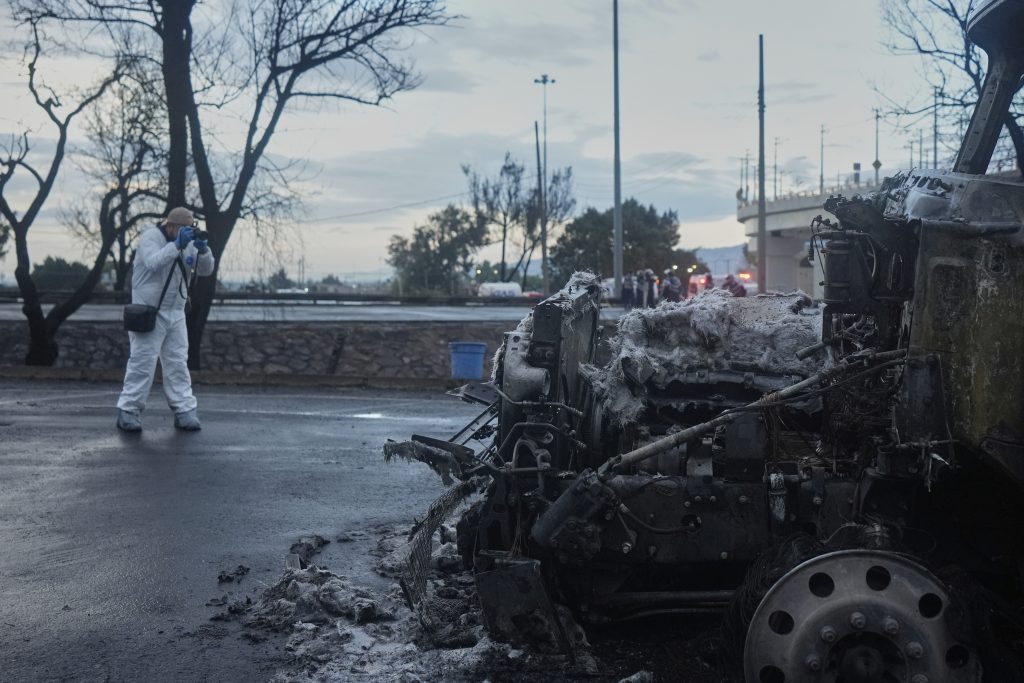 Μεξικό: Τουλάχιστον 21 νεκροί από την έκρηξη βυτιοφόρου που μετέφερε υγραέριο