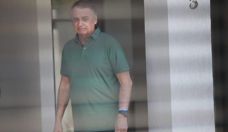 Βραζιλία: Ένοχος για απόπειρα πραξικοπήματος κρίθηκε ο Μπολσονάρο