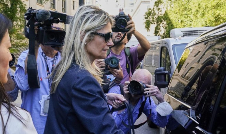 ΗΠΑ: Στη φυλακή για 4,5 χρόνια και η σύζυγος του πρώην γερουσιαστή Μπομπ Μενέντεζ