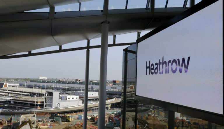 Βρετανία: Συναγερμός στο αεροδρόμιο Χίθροου – Εκκενώθηκε τερματικός σταθμός