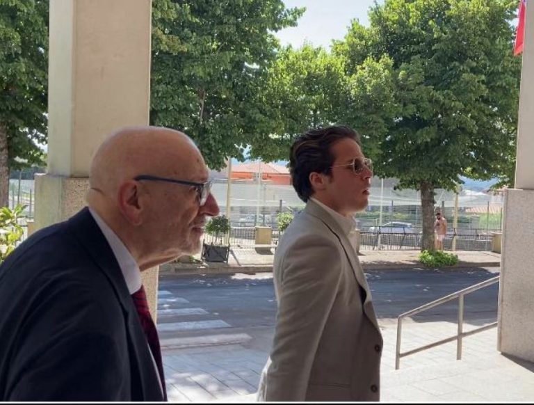 Ιταλία: Καταδικάστηκε σε οκτώ χρόνια φυλάκισης για βιασμό ο Τσίρο Γκρίλο, γιος του ιδρυτή του Κινήματος Πέντε Αστέρων