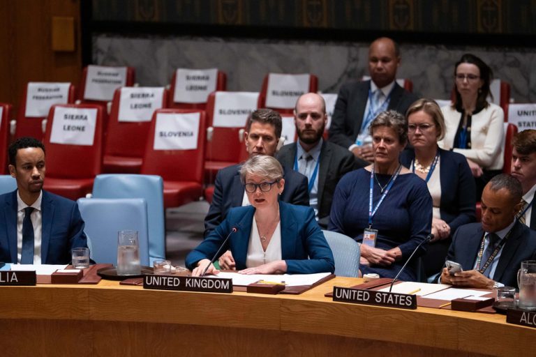 Βρετανία: Οι ενέργειες της Μόσχας εγείρουν τον κίνδυνο απευθείας ένοπλης σύγκρουσης με το ΝΑΤΟ