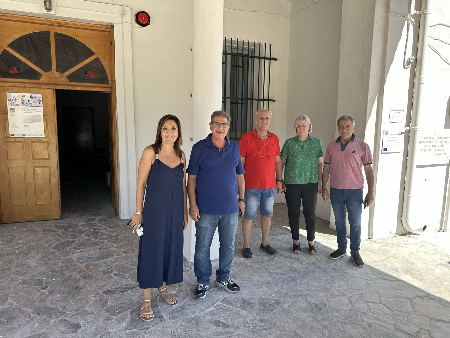 dimarxos-farsalon-sxoleia Ολοκληρώθηκαν οι παρεμβάσεις στο 1ο Δημοτικό Σχολείο Φαρσάλων μεσω του προγράμματος “Μαριέττα Γιαννάκου”