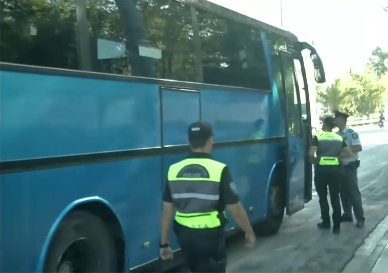 Θεσσαλονίκη: Έλεγχοι σχολικών λεωφορείων από την Τροχαία τη νέα σχολική χρονιά