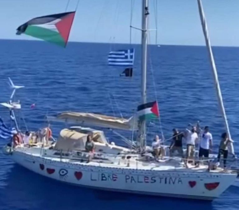Στον Ξερόκαμπο Σητείας τα σκάφη της ελληνικής αποστολής πριν συναντήσουν το διεθνή στόλο «Global Sumud Flotilla»
