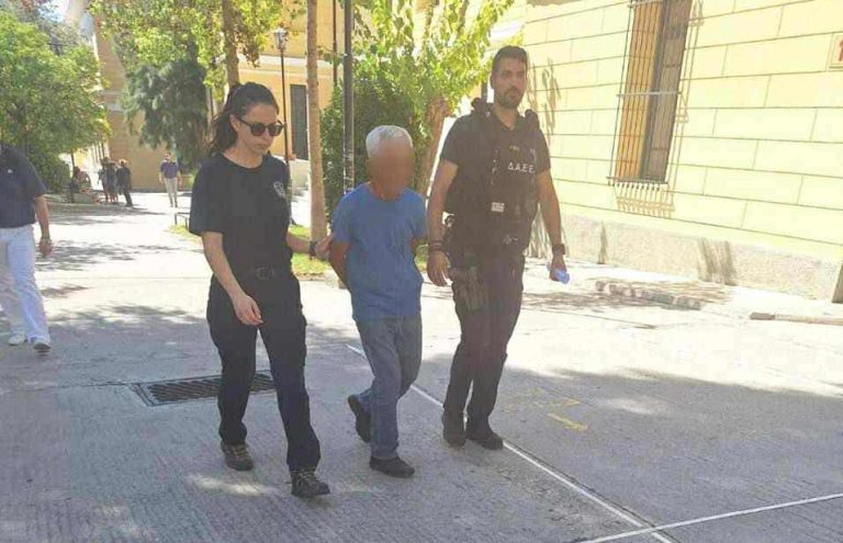 Προφυλακιστέος ο 62χρονος για τη φωτιά στην Παιανία – Τι υποστήριξε στην απολογία του