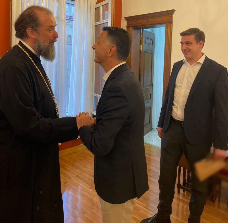 Επίσκεψη του διευθυντή του Πρωθυπουργικού Γραφείου στη Μακεδονία Μ. Μπεκίρη στα γραφεία της ΑΔΜΘ και στην Ιερά Μητρόπολη Θεσσαλονίκης