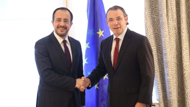 Ν. Χριστοδουλίδης: Ο πρόεδρος της Κυπριακής Δημοκρατίας συναντήθηκε με ανώτατο στέλεχος της Chevron