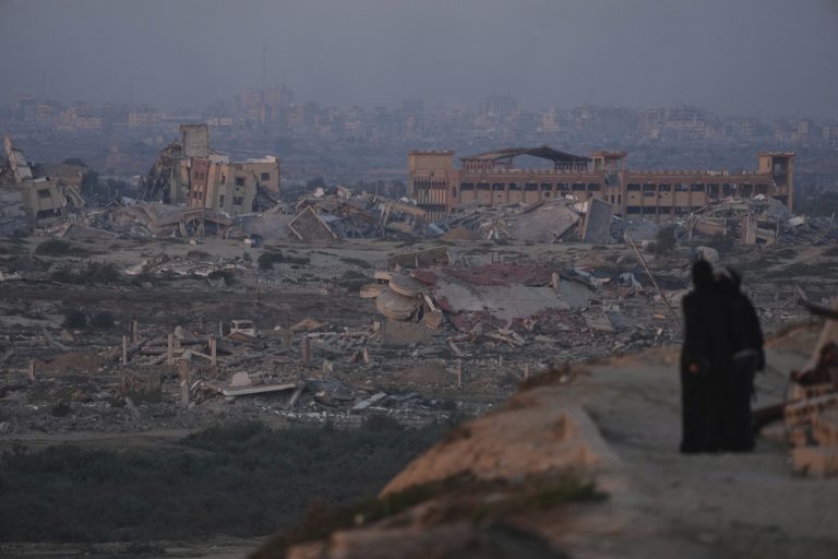 Ισραήλ: Ο στρατός έπληξε πολυώροφο κτήριο στην πόλη της Γάζας