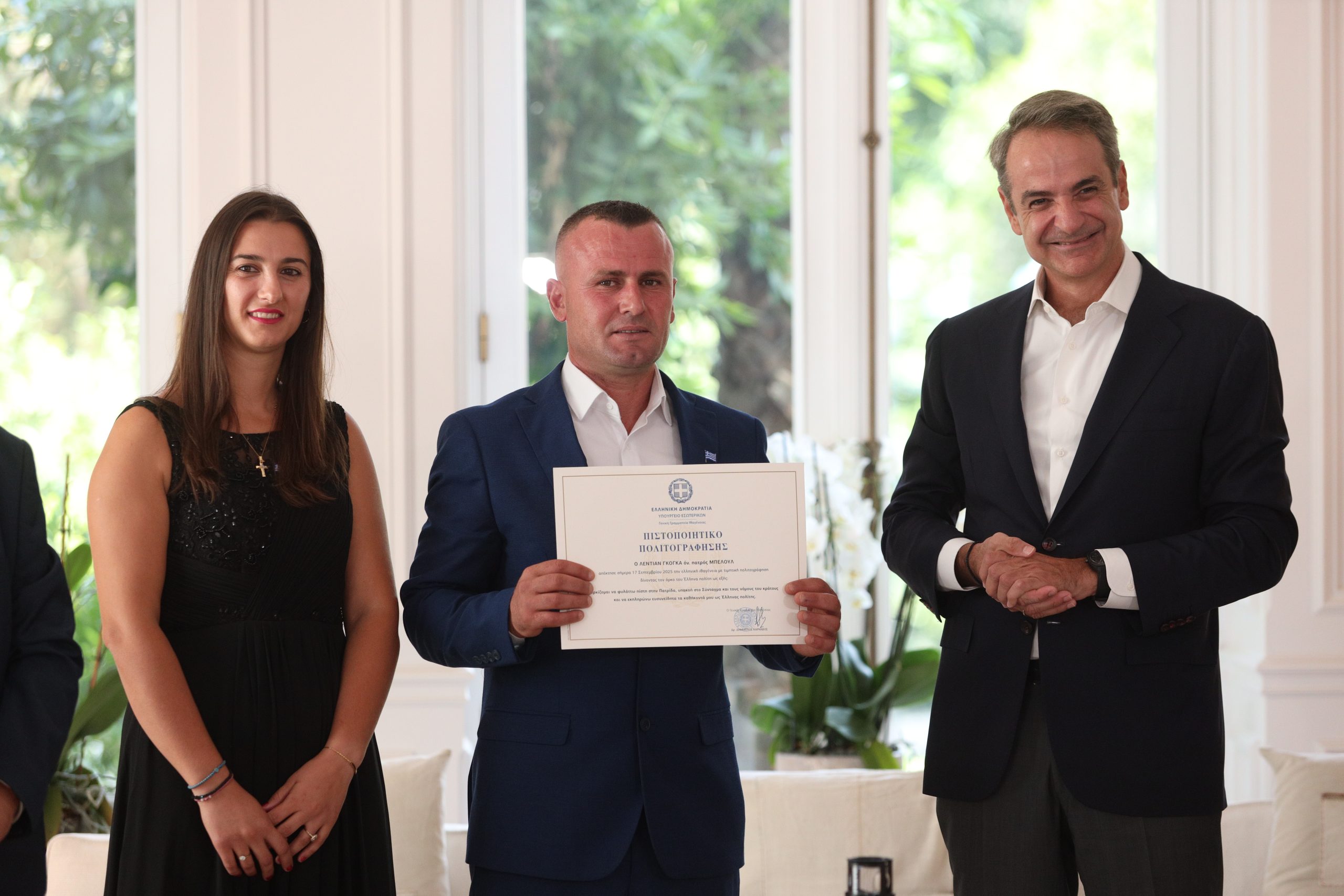 Τιμητική πολιτογράφηση για τον Goga Levian: Είχε βουτήξει στον Άραχθο για να σώσει δύο παιδιά