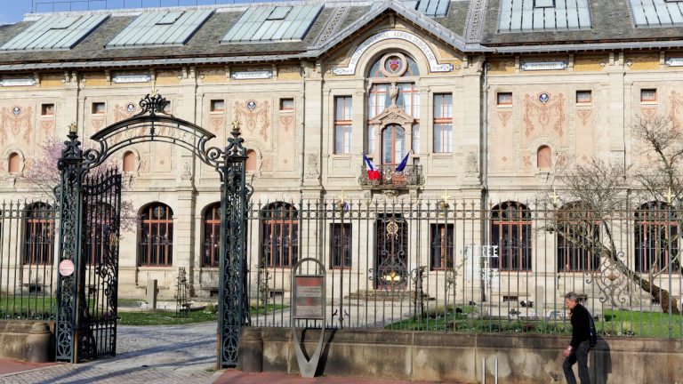 Ληστεία σε Γαλλικό μουσείο: Κλάπηκαν πορσελάνες εθνικού θησαυρού αξίας 9,5 εκατ. ευρώ