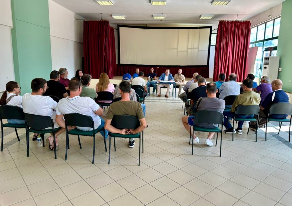 Σύσκεψη Μεϊκόπουλου – Κόκκαλη με κτηνοτρόφους του Αλμυρού για την ευλογιά
