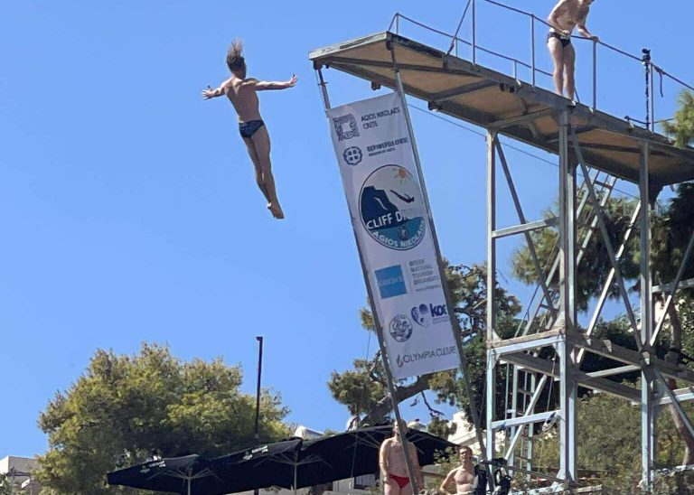 “Agios Nikolaos – Cliff Diving 2025” – Θεαματικές καταδύσεις αθλητών από όλο τον κόσμο