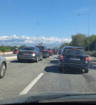 «Τρέχω για τη φλόγα»: Δρομική εκδήλωση στην παραλία του Βόλου για τη στήριξη παιδιών με καρκίνο