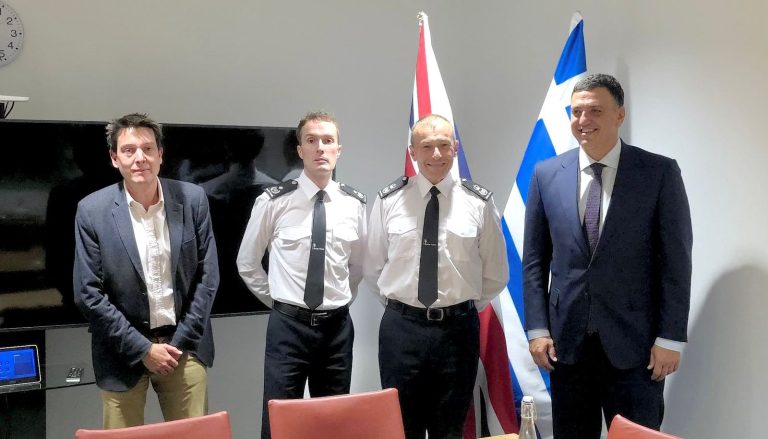Β. Κικίλιας από Λονδίνο: Μάχη των λιμενικών στα θαλάσσια σύνορά μας