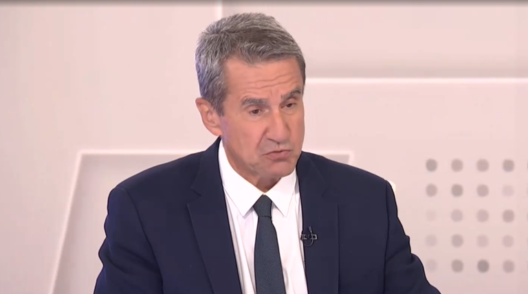 Λοβέρδος στο ΕΡΤΝews: Έχω καθήκον να στηρίξω την πατρίδα μου όταν κινδυνεύει να γίνει Γαλλία – Δεν έχω πρόβλημα με τον πρόεδρο του ΠΑΣΟΚ