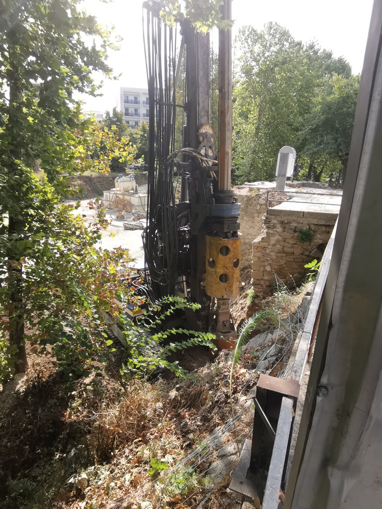 marouggaina-passaloi3 Άρχισαν οι εργασίες για την ανακατασκευή της πεζογέφυρας Μαρούγγαινας στα Τρίκαλα
