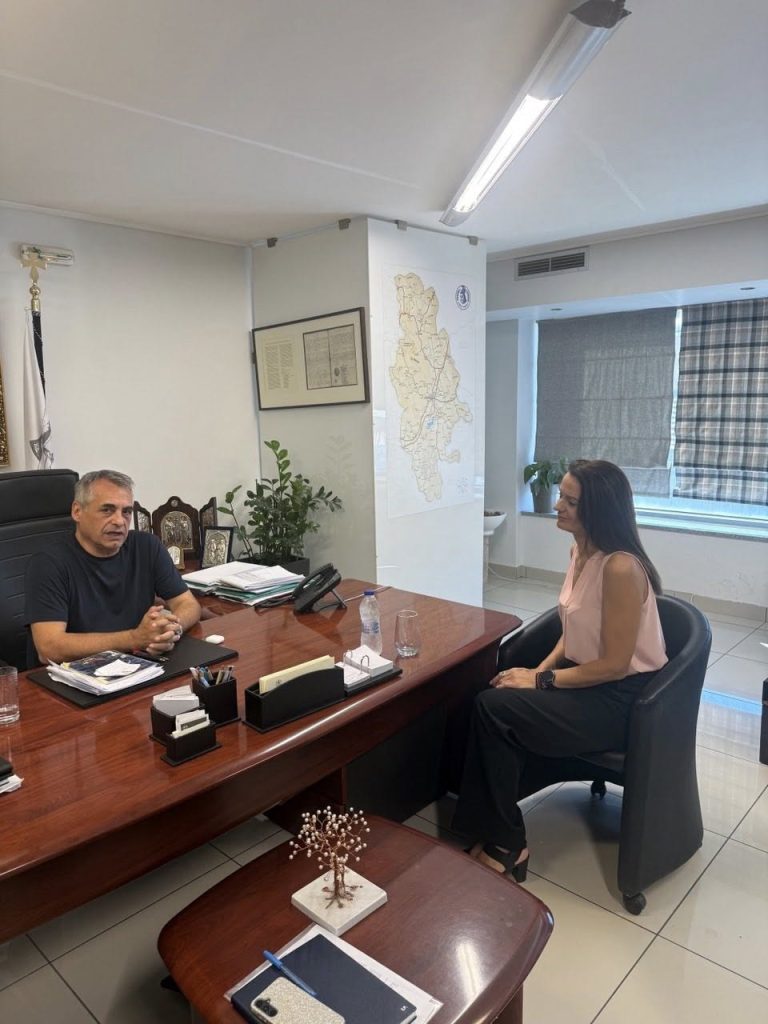 Στο Δημαρχείο της Τρίπολης η νέα διοικήτρια του Παναρκαδικού Νοσοκομείου