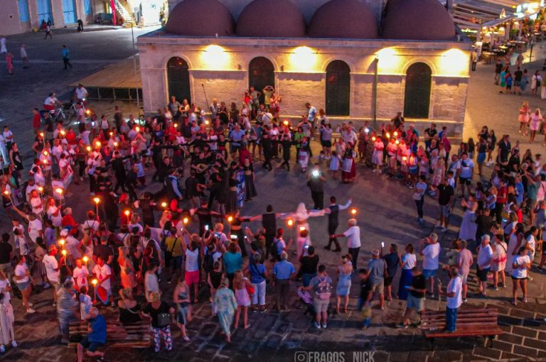 Χανιά: Η λαμπαδηδρομία του εθελοντισμού για την αιμοδοσία, συναντά την Παραδοσιακή Στράτα