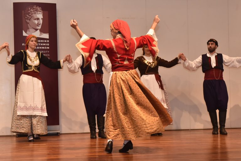 Ο Χορευτικός Σύλλογος Θρακών ξεκινά μαθήματα εκμάθησης παραδοσιακών χορών