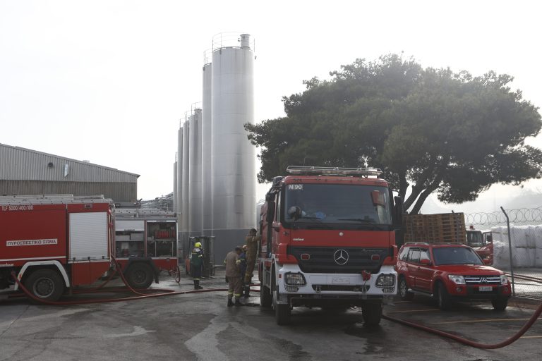 Πυρκαγιά σε εργοστάσιο στην Κηφισιά – Εκτροπή κυκλοφορίας των οχημάτων