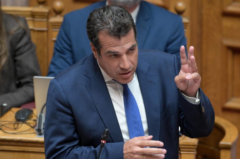 Τηλεφωνική επικοινωνία Θ. Πλεύρη με τον Τούρκο ομόλογό του