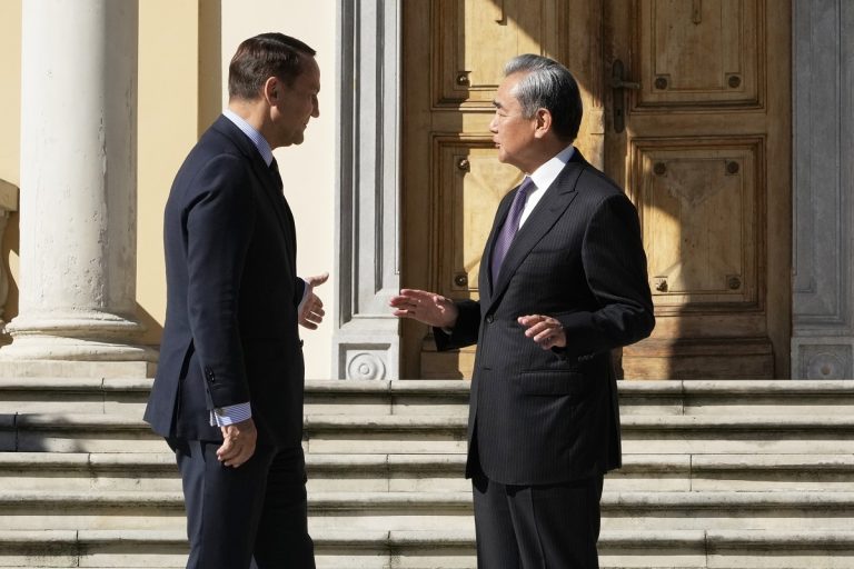 Πολωνία – Διπλωματικές πηγές: «Ανοιχτή» η Κίνα σε ένταξη της χώρας στην G20