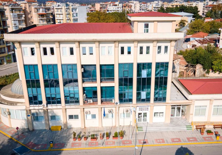 Εγγραφές στο Κοινωνικό Φροντιστήριο του Δήμου Κομοτηνής – Κάλεσμα σε εθελοντές εκπαιδευτικούς