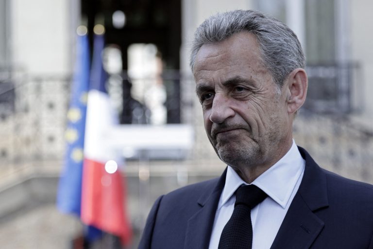 Σαρκοζί: Πενταετής φυλάκιση στον πρώην πρόεδρο της Γαλλίας για την υπόθεση χρηματοδότησης από τον Καντάφι