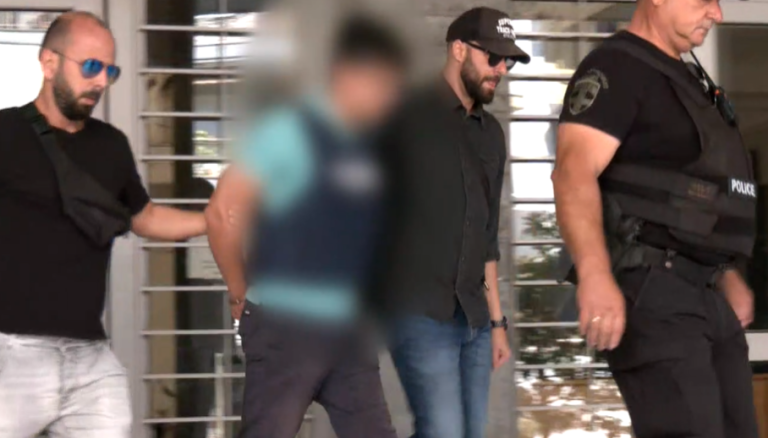 Θεσσαλονίκη: Προσωρινά κρατούμενος κρίθηκε ο 50χρονος που σκότωσε την αδελφή του