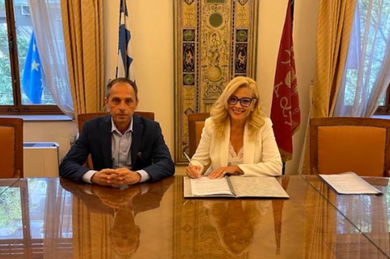 Υπεγράφη η σύμβαση παραχώρησης του κτιρίου «Απόλλων» στο Δήμο Αρχ. Ολυμπίας