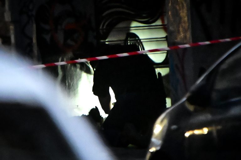 Εκπαιδευτική χειροβομβίδα προκάλεσε συναγερμό στον Κολωνό