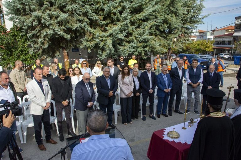 Στη Θεσσαλονίκη η υπουργός Παιδείας για τη θεμελίωση του 1ου Λυκείου Πολίχνης και τα εγκαίνια φοιτητικής εστίας και γυμναστηρίου στο Διεθνές Πανεπιστήμιο