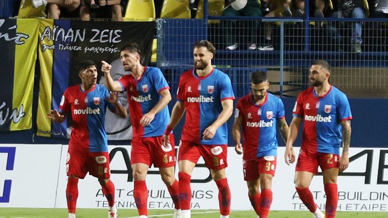 Super League: Πέρασε με διπλό από το Αγρίνιο ο Βόλος, 2-1 τον Παναιτωλικό