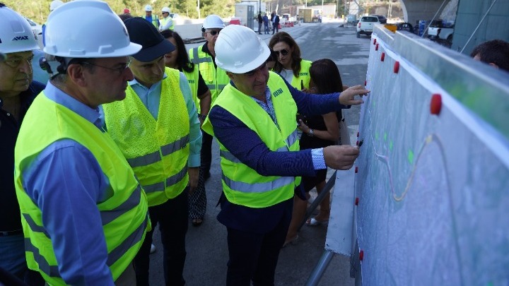 Εντυπωσιασμένος από την εξέλιξη του Flyover δήλωσε ο Κ. Χατζηδάκης- Στο 30% η πρόοδος των εργασιών με ορίζοντα ολοκλήρωσης το 2027