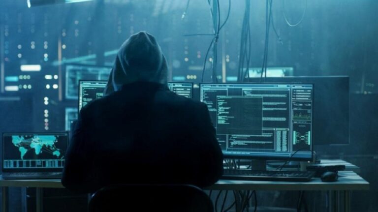Η βρετανική MI6 προσλαμβάνει κατασκόπους στο dark web