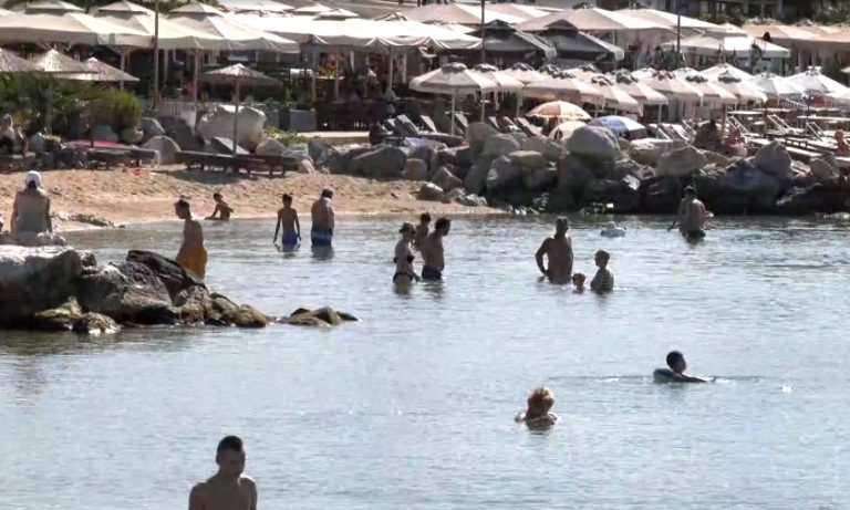 Μέχρι τα τέλη Οκτώβρη η τουριστική κίνηση σε Χαλκιδική και Πιερία